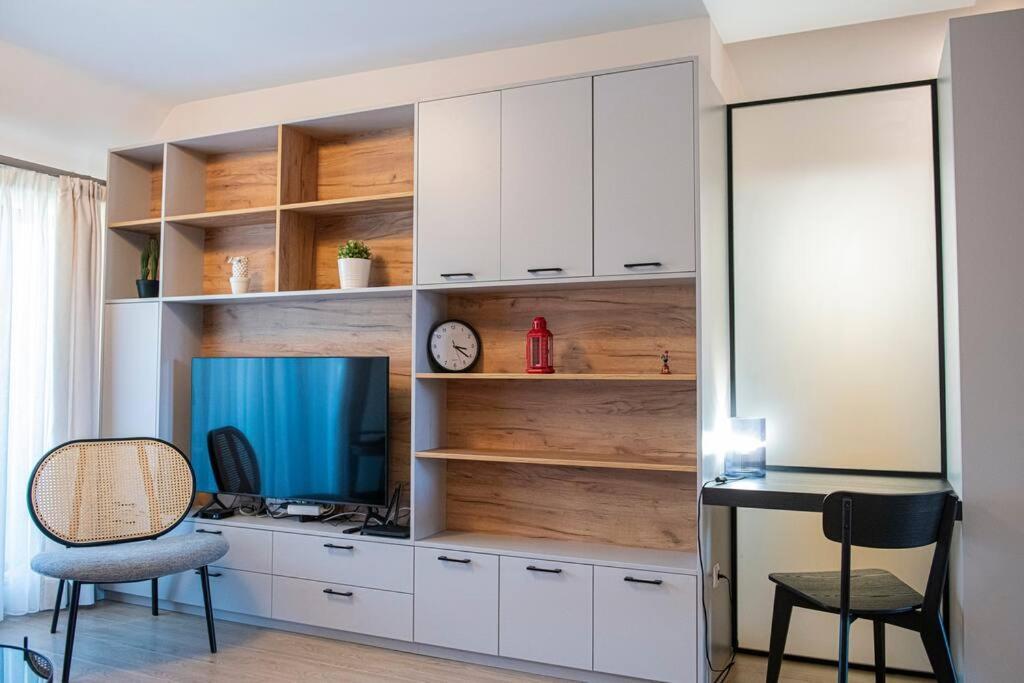 Tokiyo: A Lovely City Center 2 Bedrooms Apartment With Private Parking Софія Екстер'єр фото
