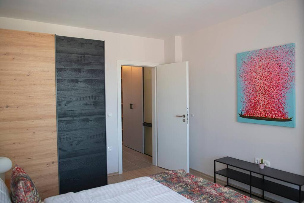 Tokiyo: A Lovely City Center 2 Bedrooms Apartment With Private Parking Софія Екстер'єр фото