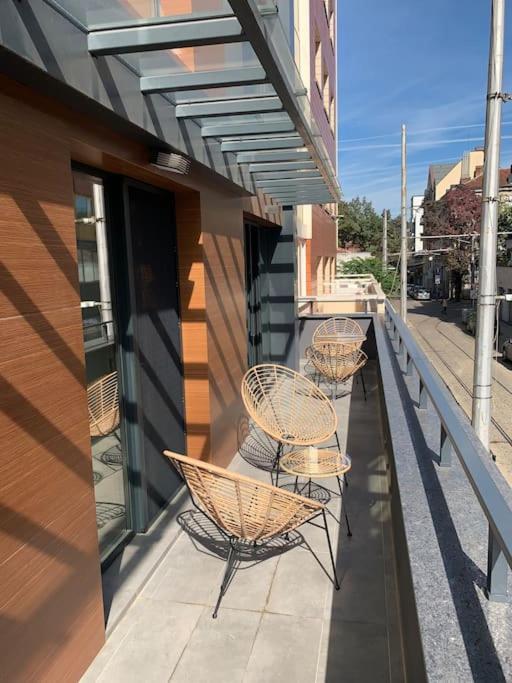 Tokiyo: A Lovely City Center 2 Bedrooms Apartment With Private Parking Софія Екстер'єр фото