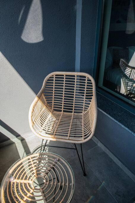 Tokiyo: A Lovely City Center 2 Bedrooms Apartment With Private Parking Софія Екстер'єр фото