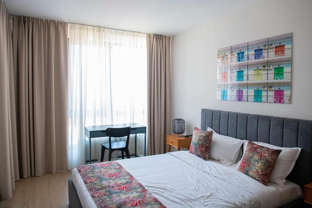 Tokiyo: A Lovely City Center 2 Bedrooms Apartment With Private Parking Софія Екстер'єр фото